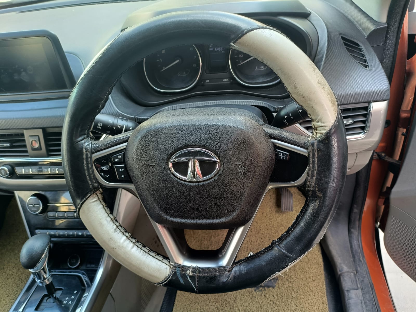 Used 2018 Tata Nexon Used 2018 Tata Nexon