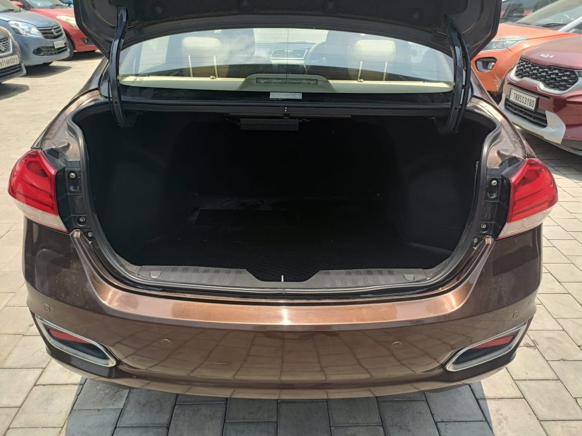 Ciaz image 10 Ciaz image 10