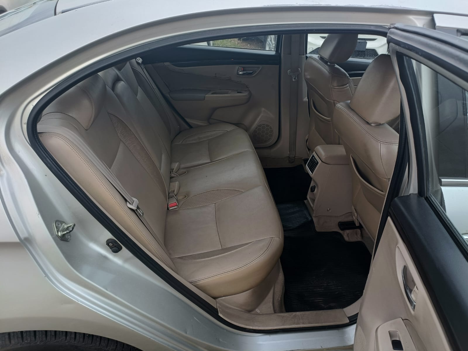 Used 2015 Maruti Suzuki Ciaz Used 2015 Maruti Suzuki Ciaz