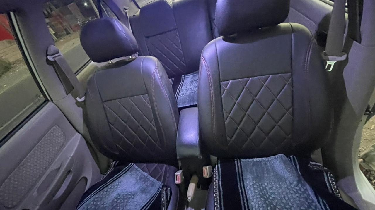 Accent image 14 Accent image 14