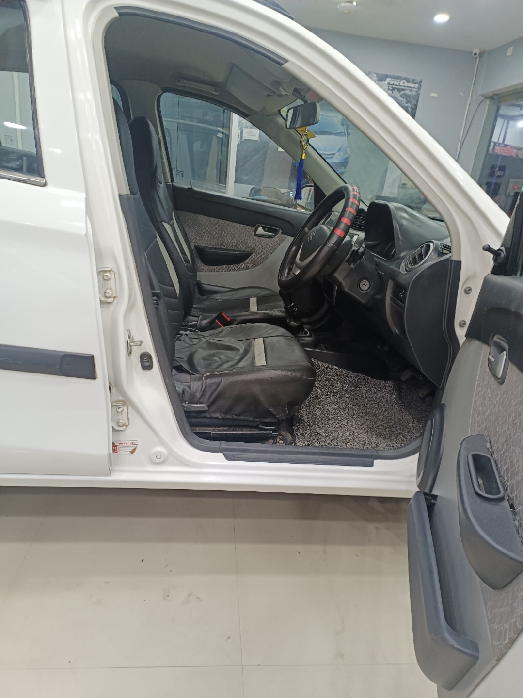 Alto 800 image 14 Alto 800 image 14