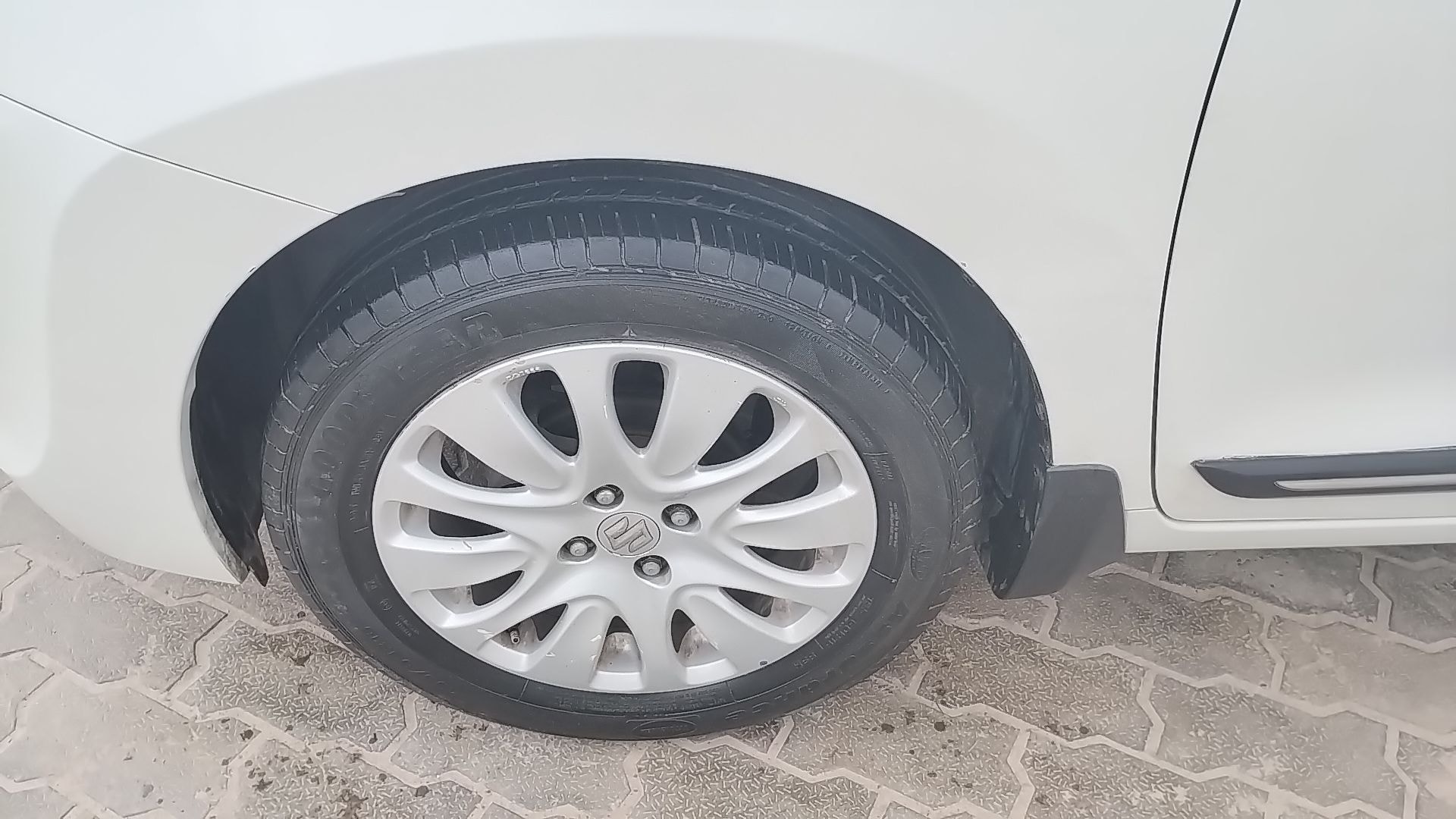 Baleno image 10 Baleno image 10