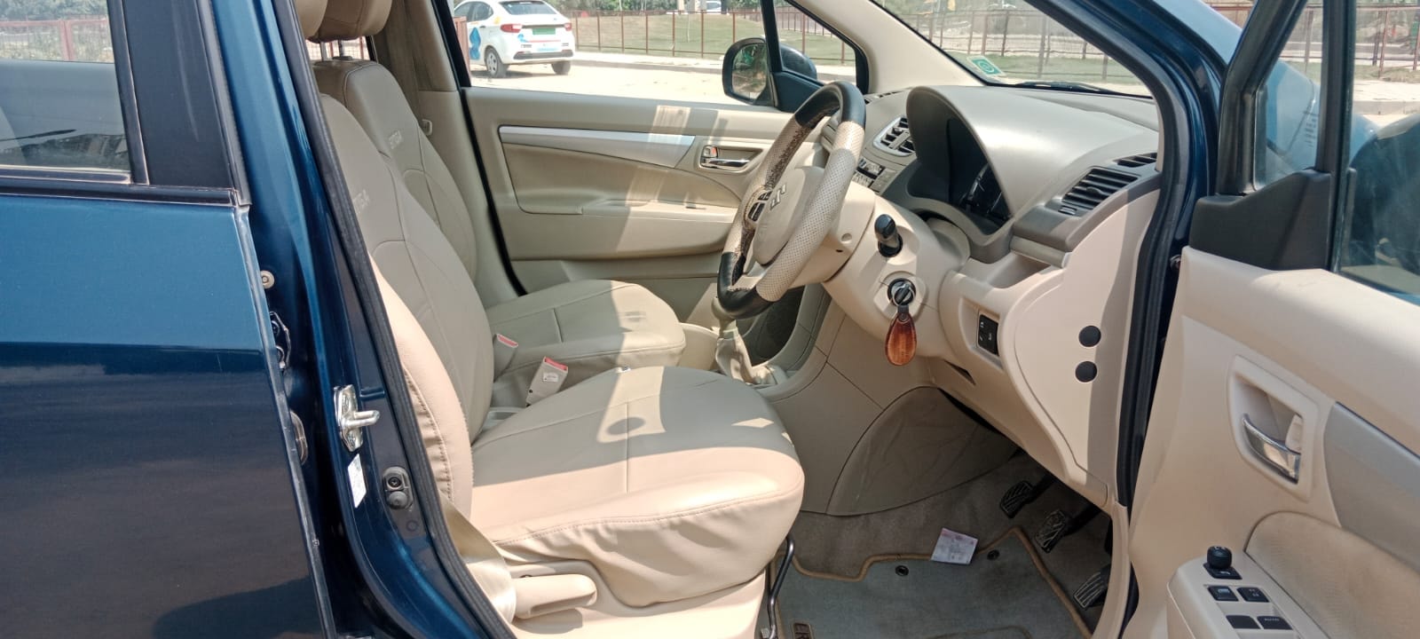 Ertiga image 16 Ertiga image 16