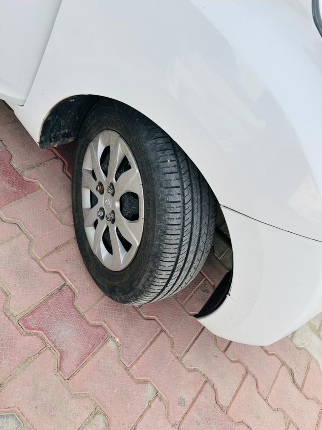 EON image 9 EON image 9