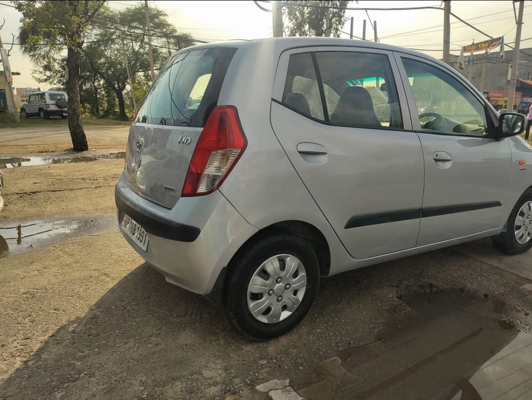 i10 image 5 i10 image 5