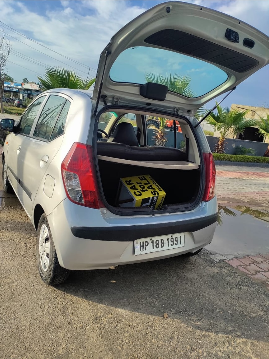 i10 image 10 i10 image 10