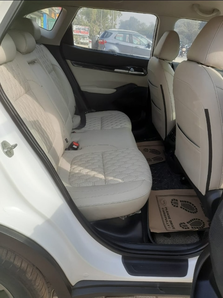 Seltos image 7 Seltos image 7