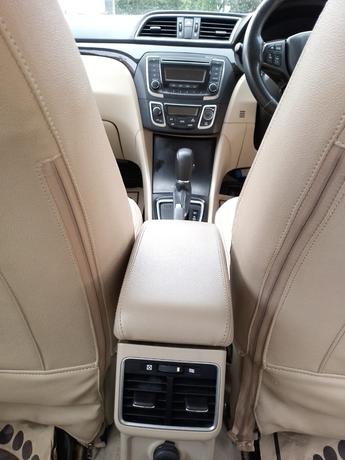 Ciaz image 4 Ciaz image 4