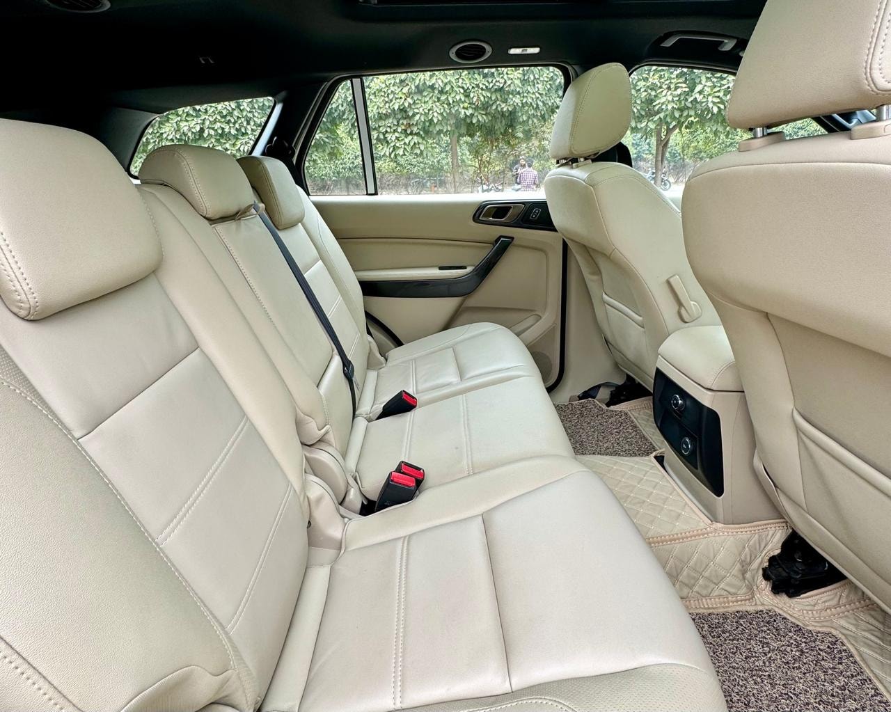 Endeavour image 8 Endeavour image 8