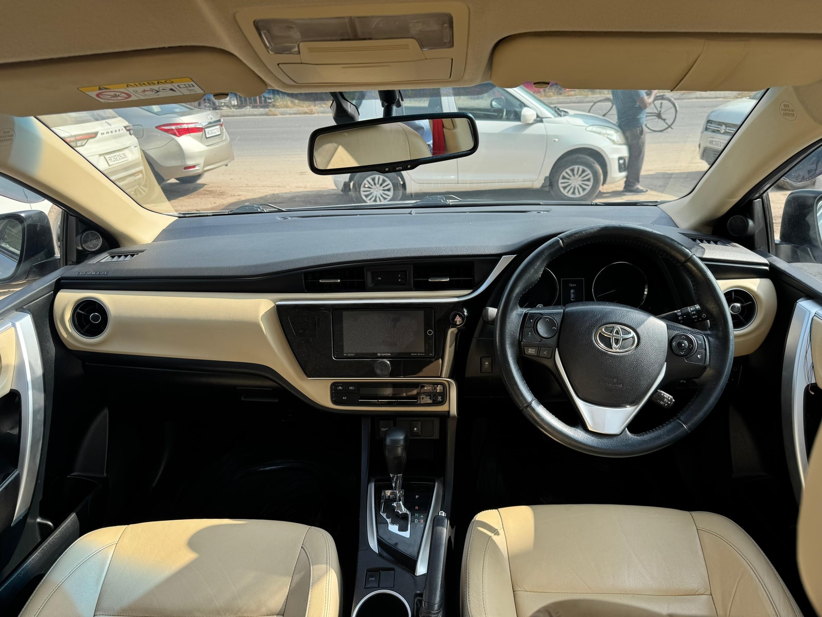 Corolla Altis image 10 Corolla Altis image 10