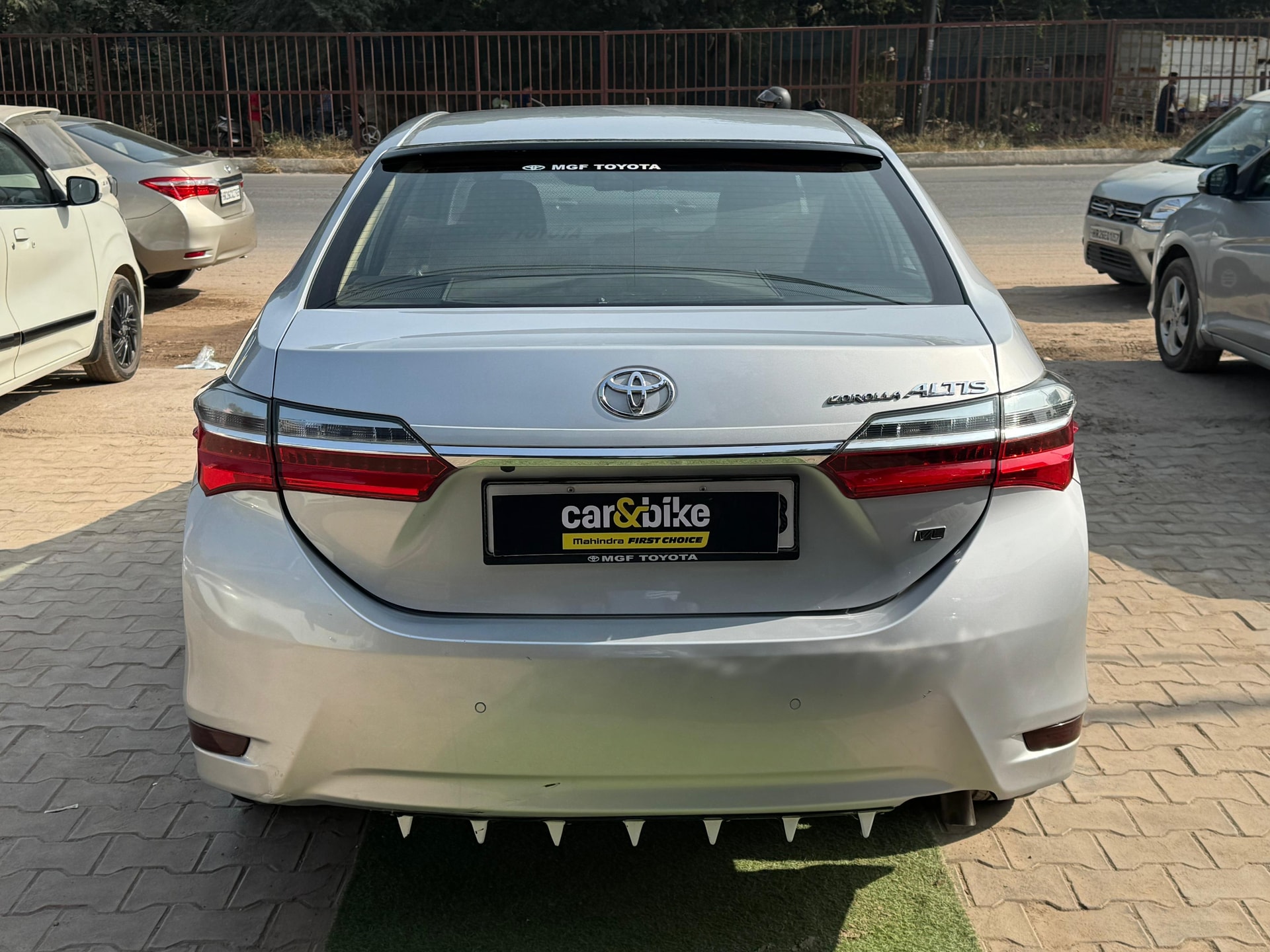 Corolla Altis image 4 Corolla Altis image 4