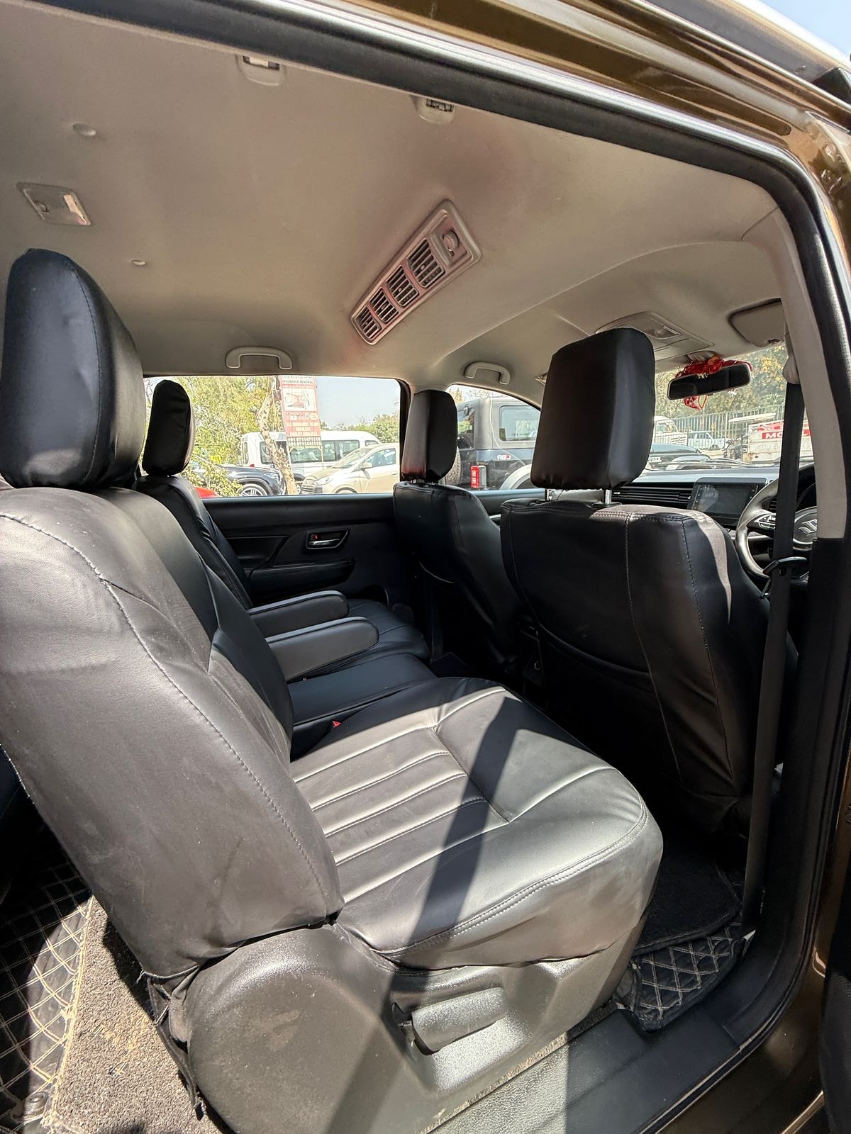 XL6 image 12 XL6 image 12