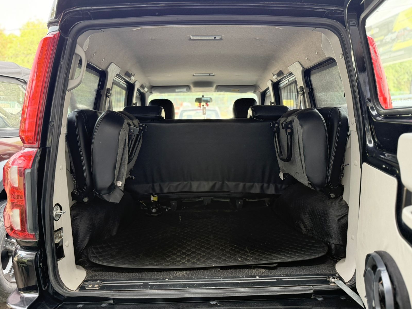 Scorpio image 7 Scorpio image 7