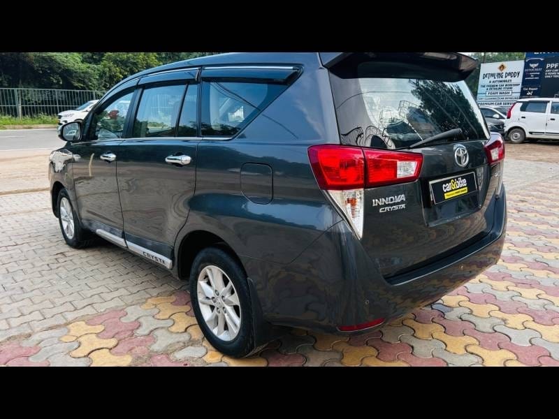 Innova Crysta image 4 Innova Crysta image 4