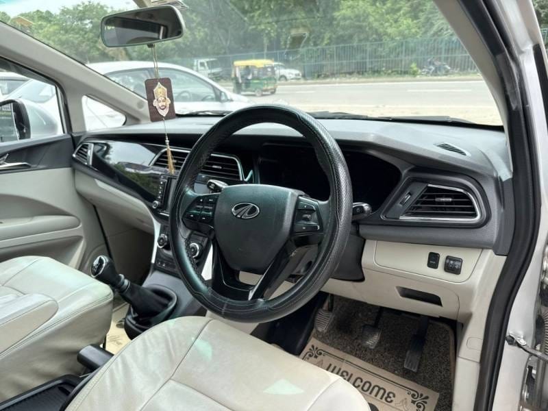 Used 2018 Mahindra Marazzo Used 2018 Mahindra Marazzo