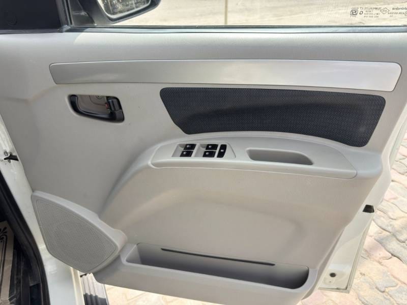 Scorpio image 5 Scorpio image 5