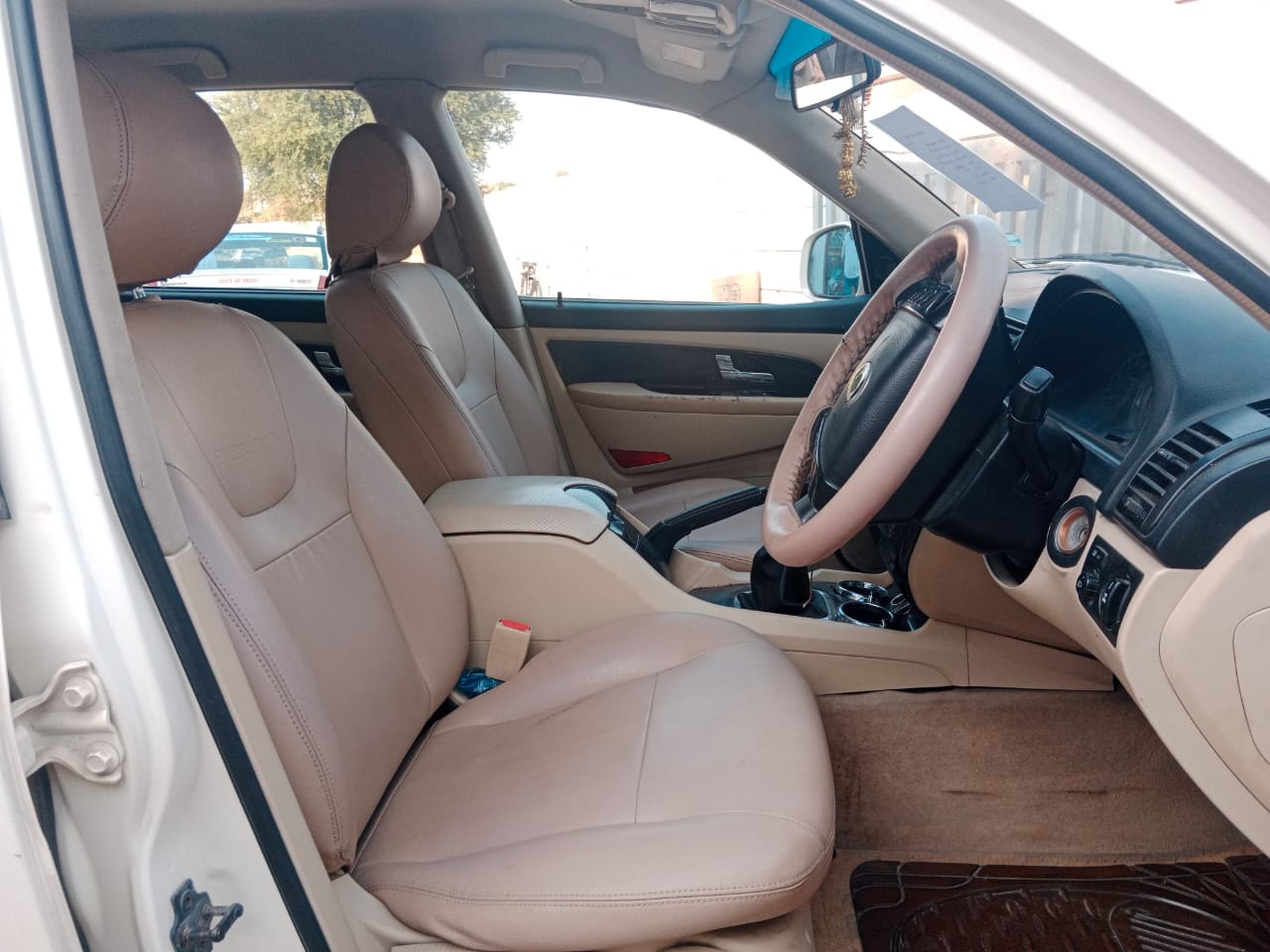 Rexton W image 10 Rexton W image 10