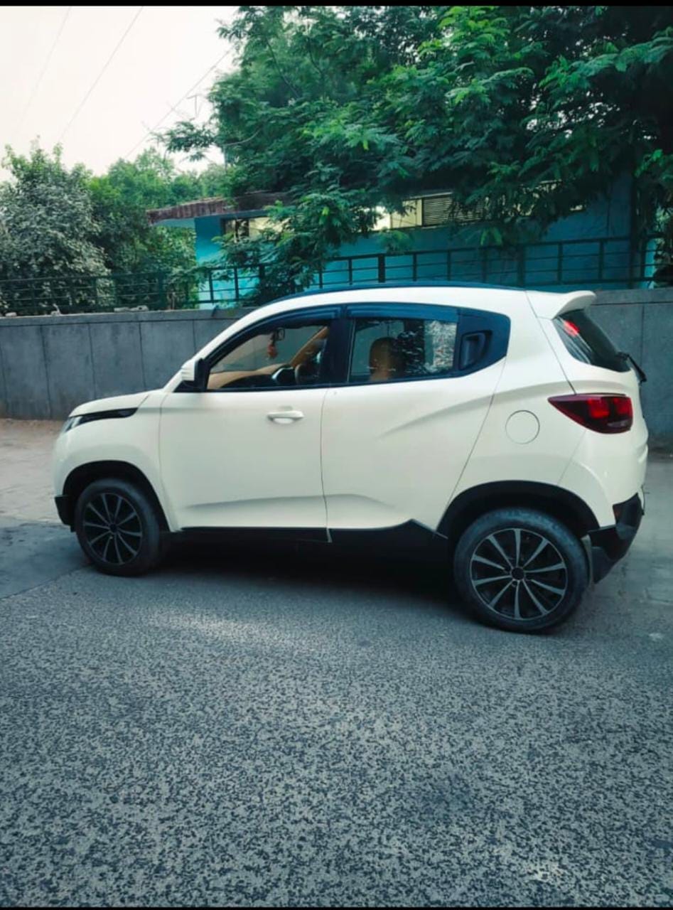 KUV100 image 4 KUV100 image 4