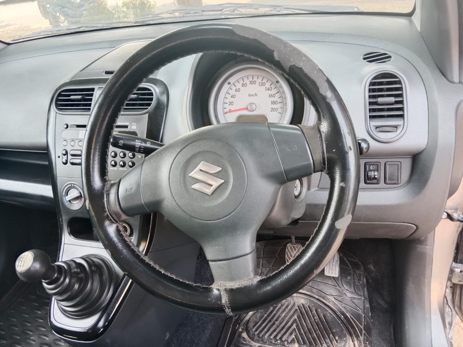 Ritz image 13 Ritz image 13