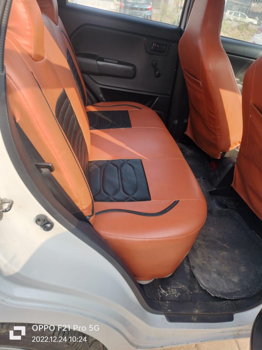 2019 Maruti Suzuki Wagon R LXI CNG [2014-2019] Back Seats 