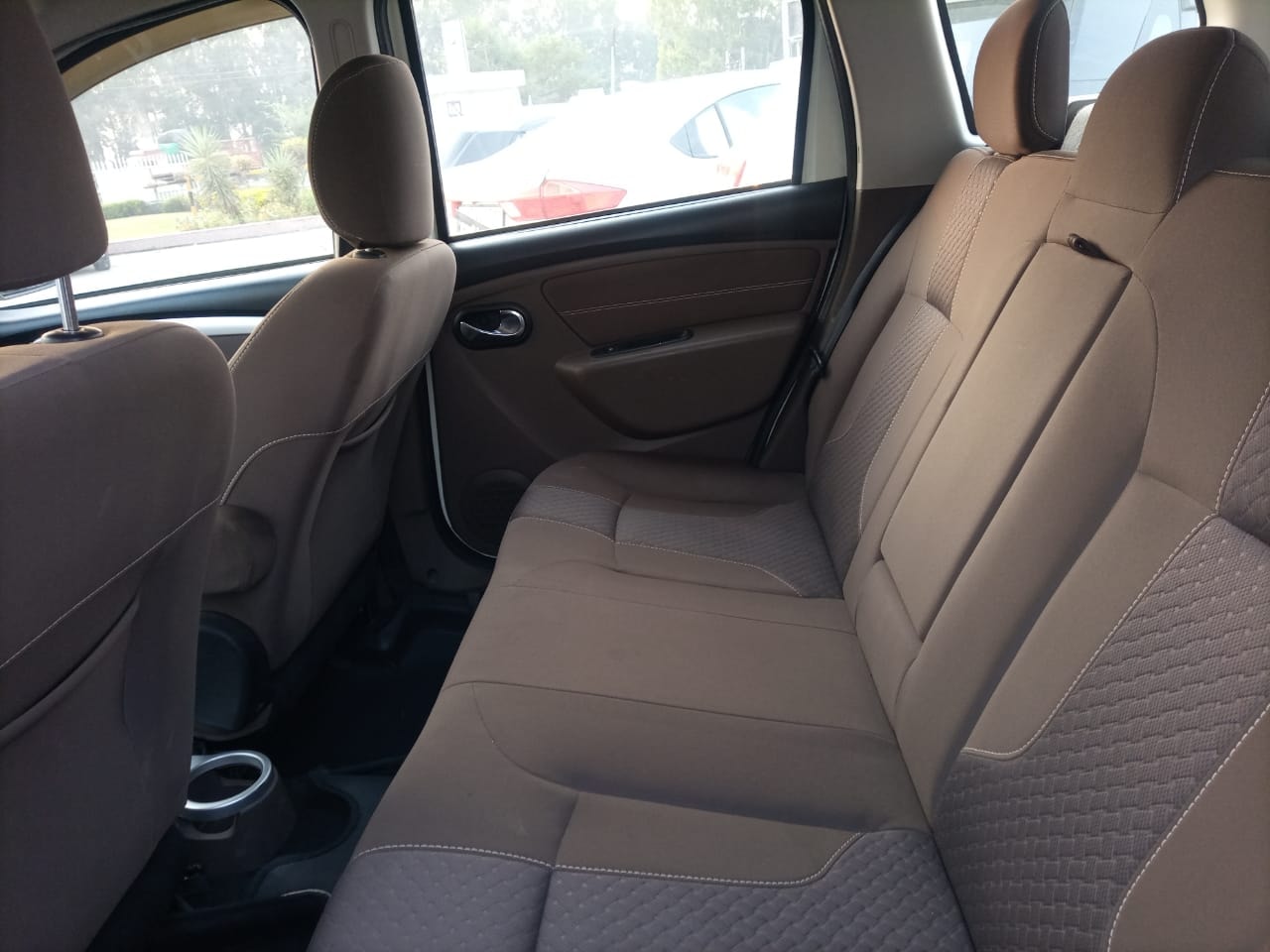 Duster image 9 Duster image 9