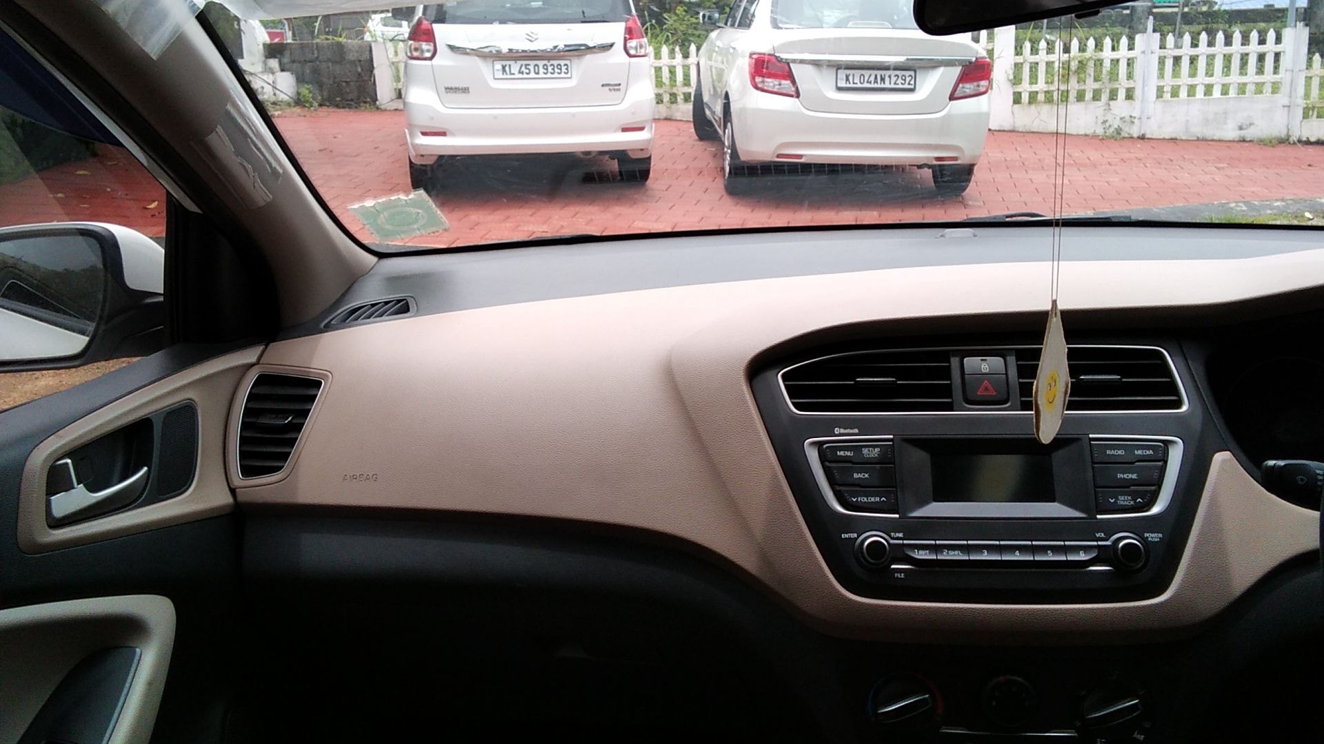 Elite i20 image 14 Elite i20 image 14