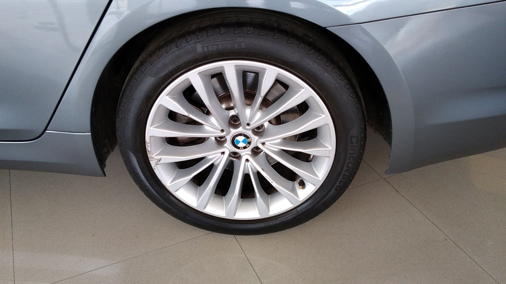 5 Series image 10 5 Series image 10