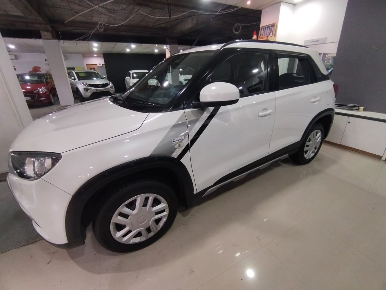 Vitara Brezza image 1 Vitara Brezza image 1