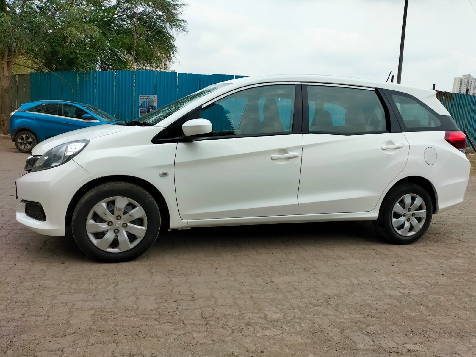 Mobilio image 2 Mobilio image 2