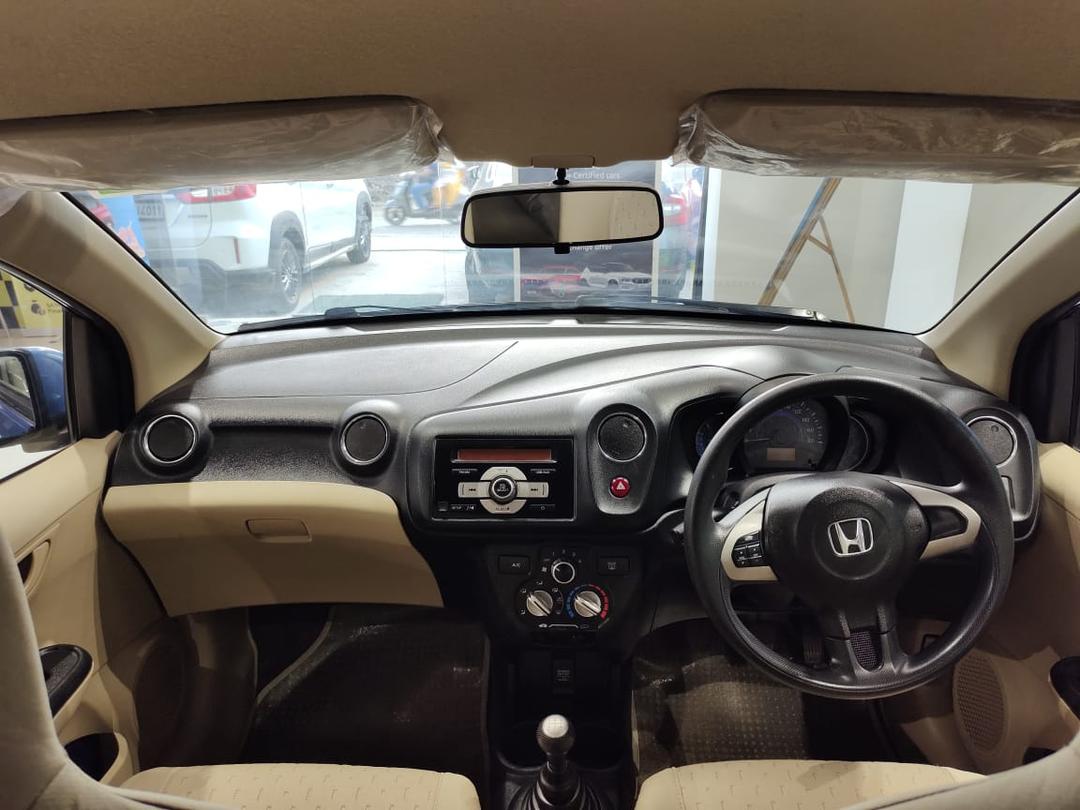 2015 Honda Brio S MT Petrol Dashboard 