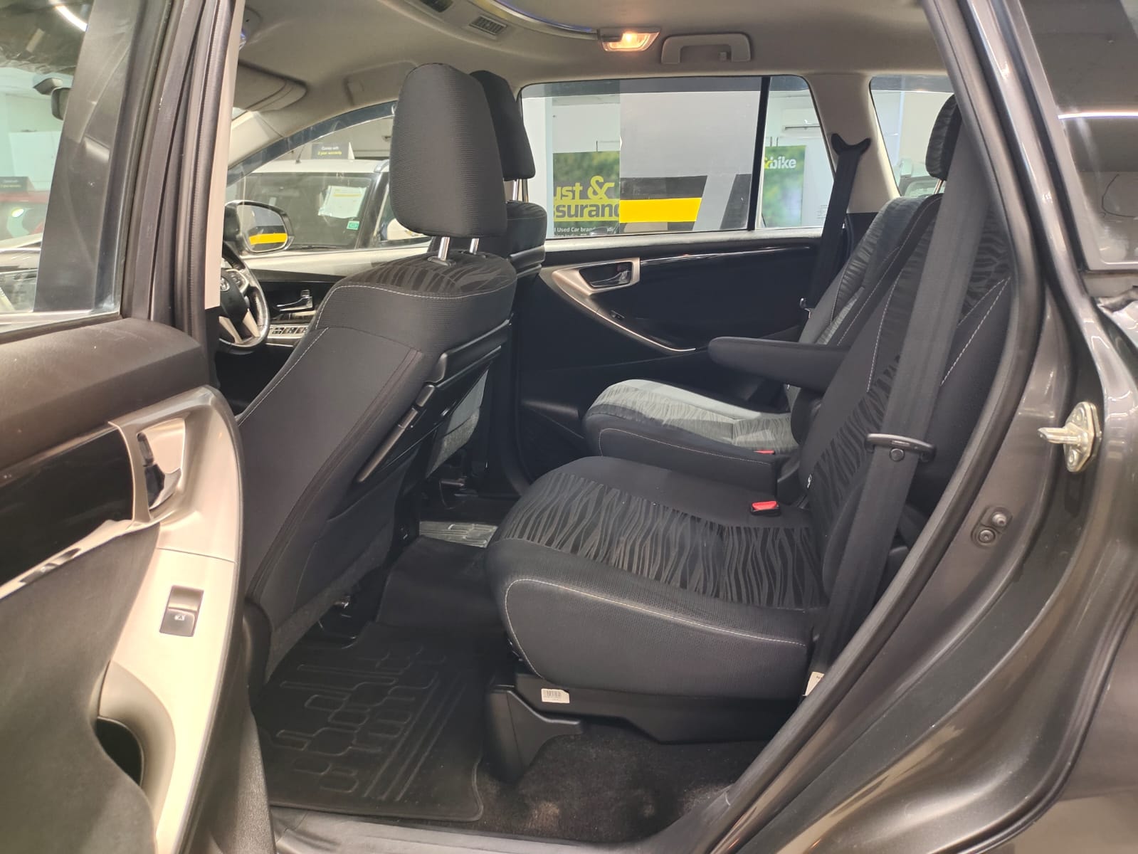 Innova Crysta image 13 Innova Crysta image 13