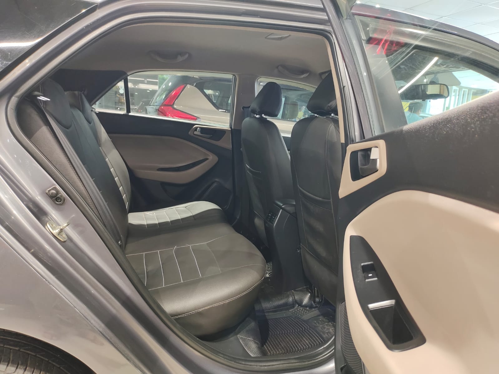 Elite i20 image 11 Elite i20 image 11