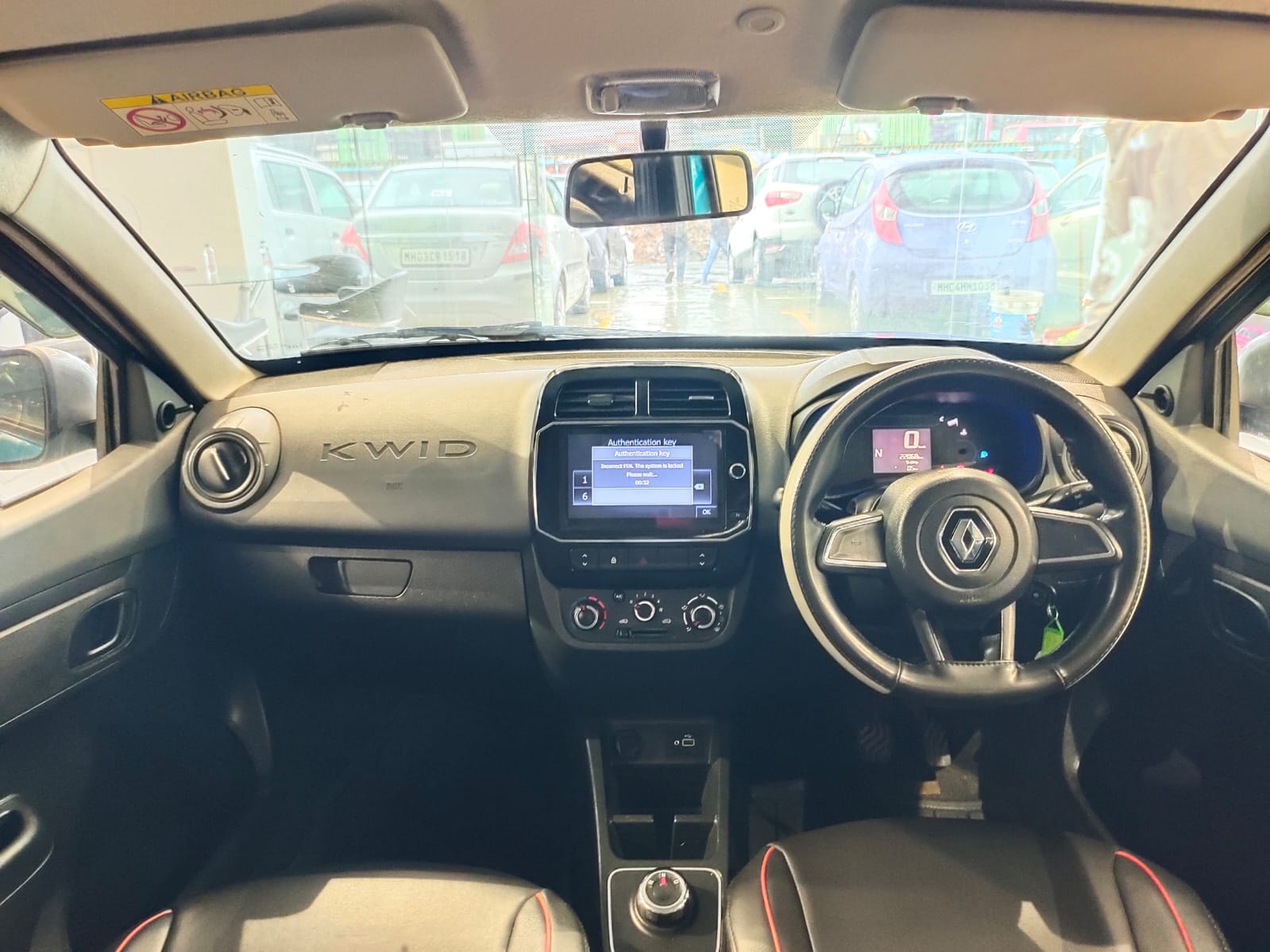 Kwid image 9 Kwid image 9