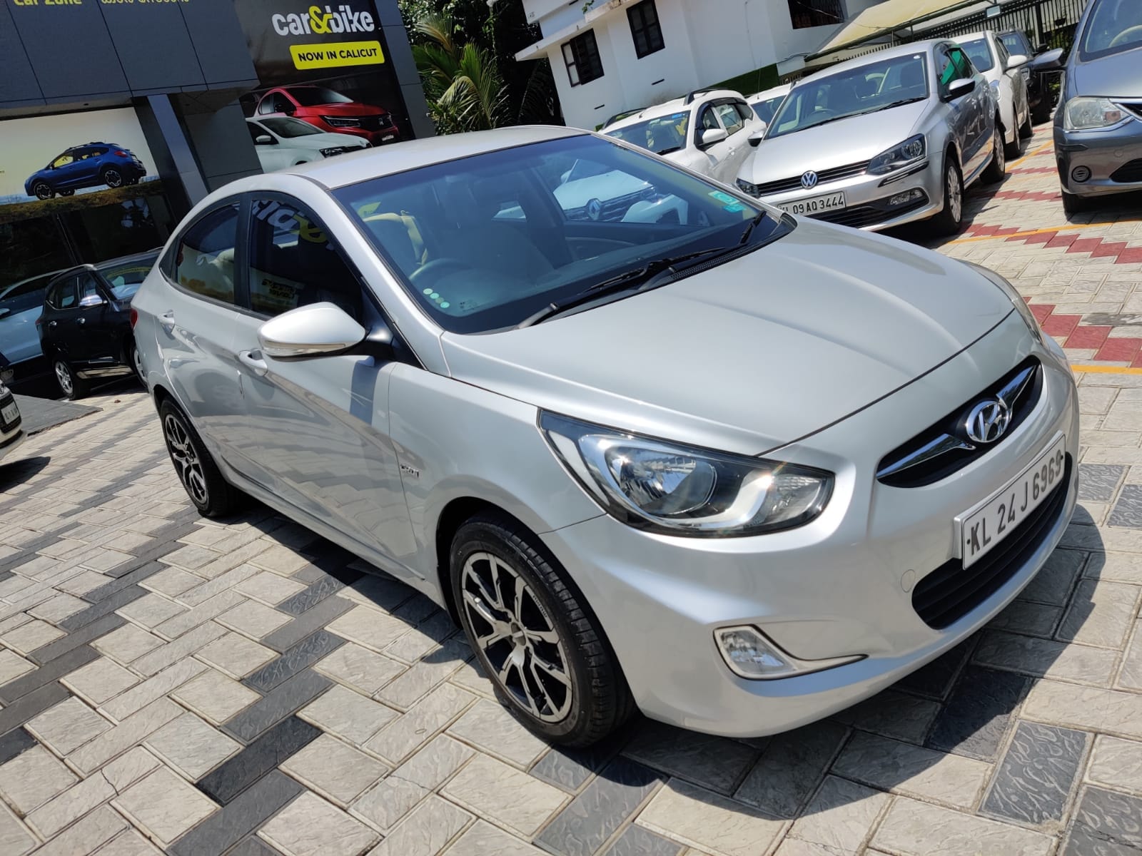 Fluidic Verna image 1 Fluidic Verna image 1