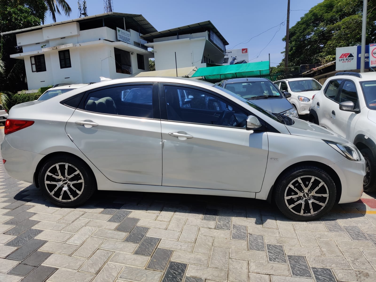 Fluidic Verna image 5 Fluidic Verna image 5