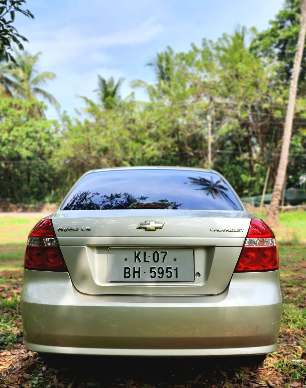 Aveo image 7 Aveo image 7