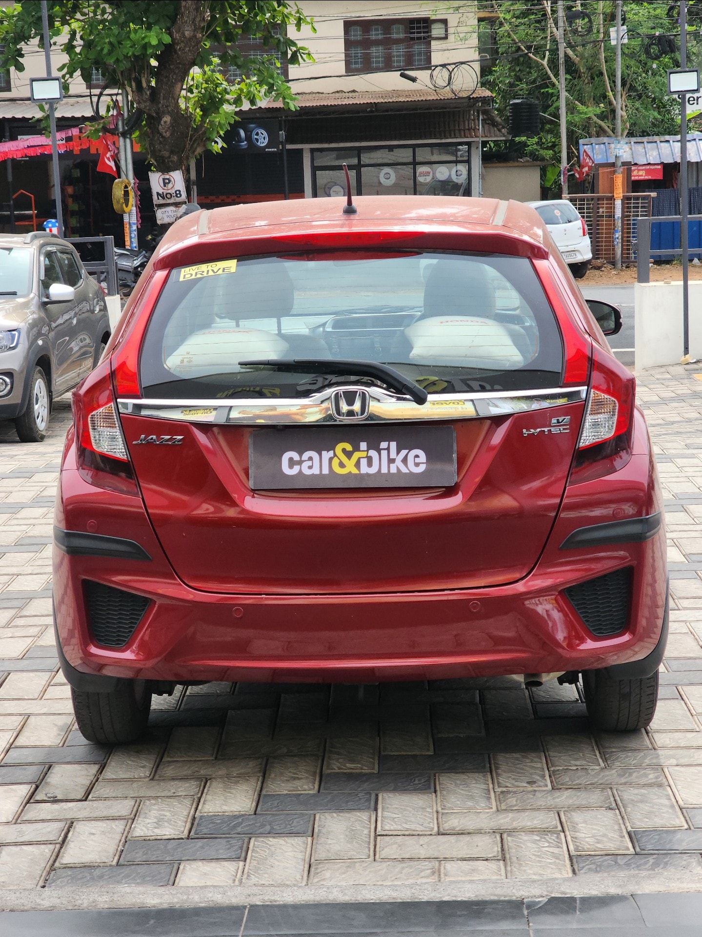 Jazz image 4 Jazz image 4