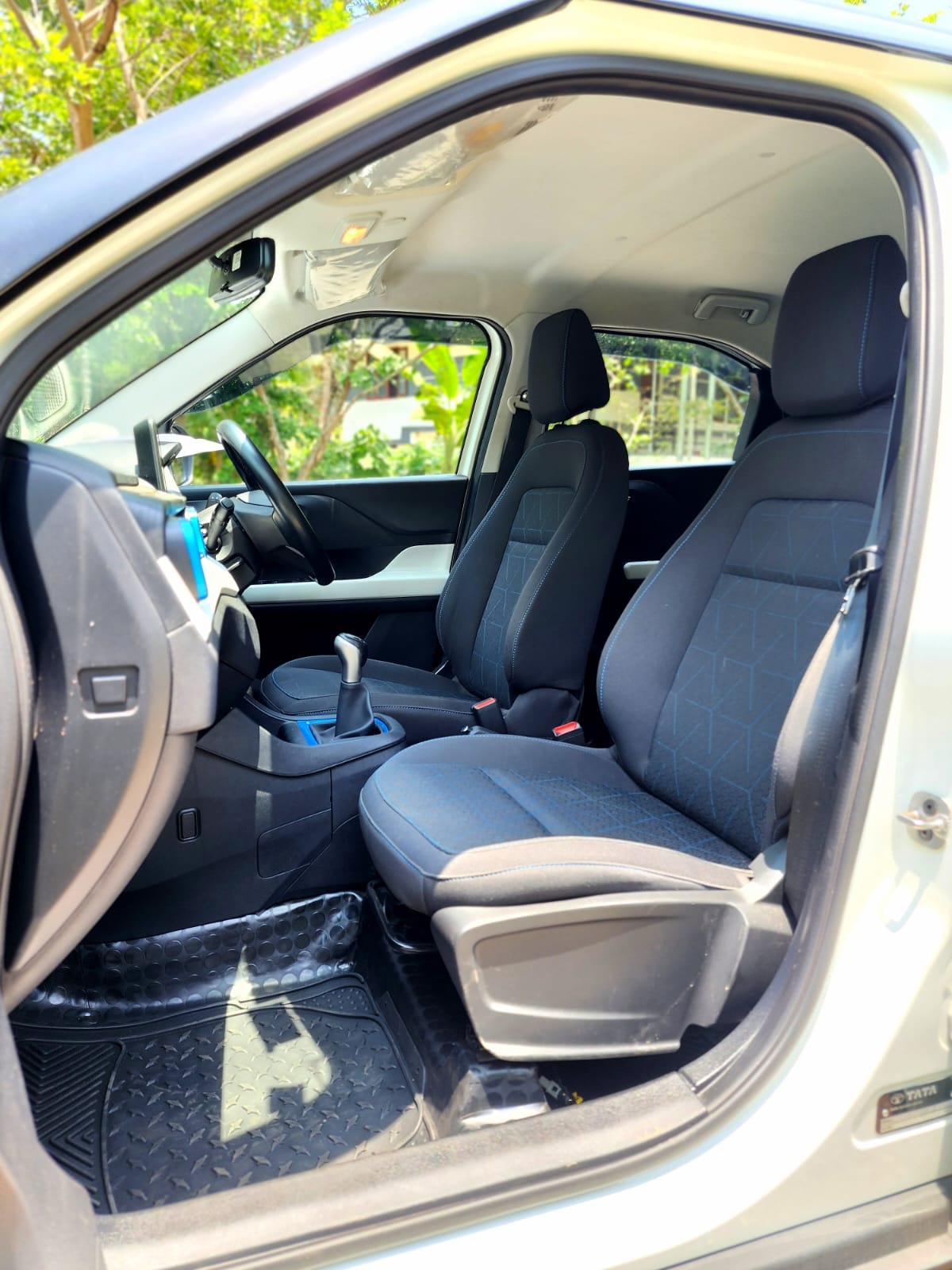 Punch image 12 Punch image 12