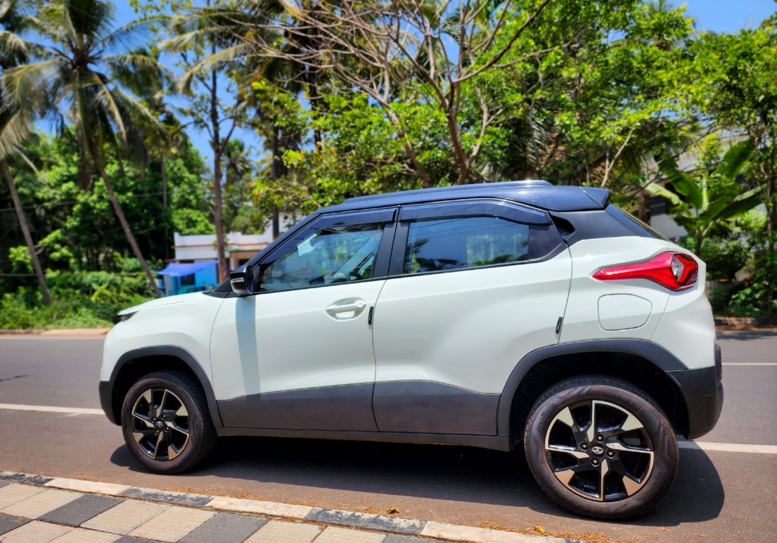 Punch image 2 Punch image 2