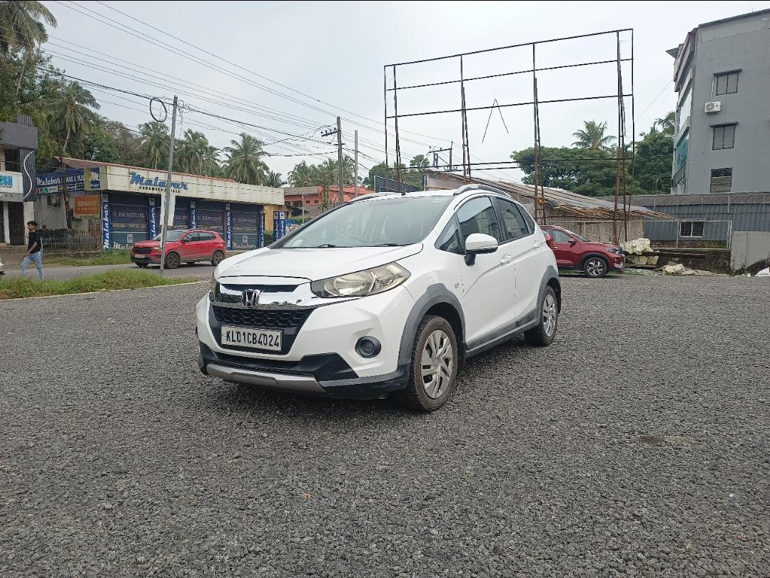 Used 2017 Honda WR-V, West Hill Chungam, Kozhikode