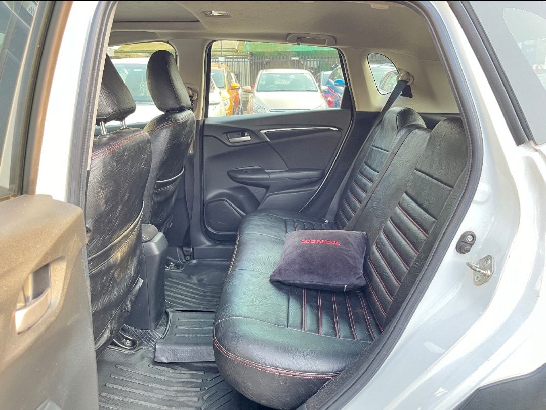 WR-V image 13 WR-V image 13