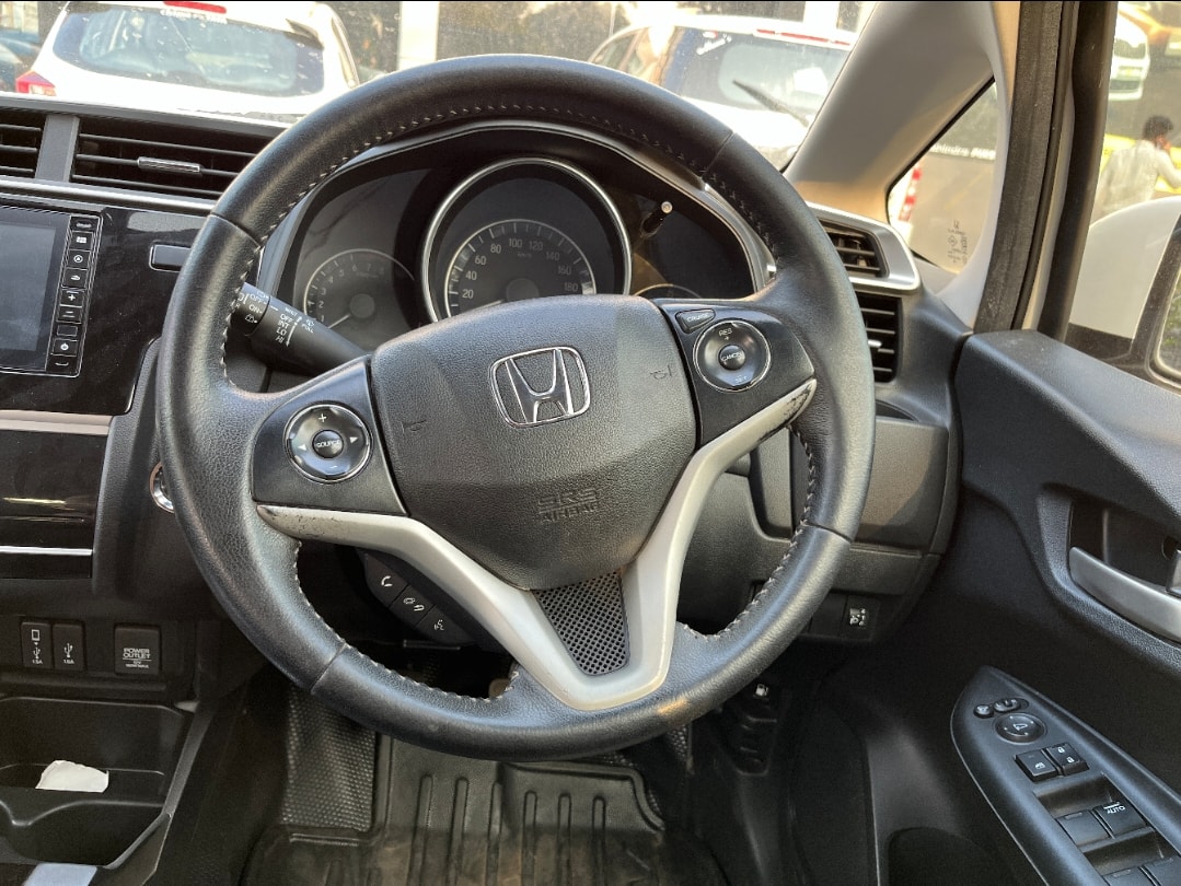 WR-V image 11 WR-V image 11