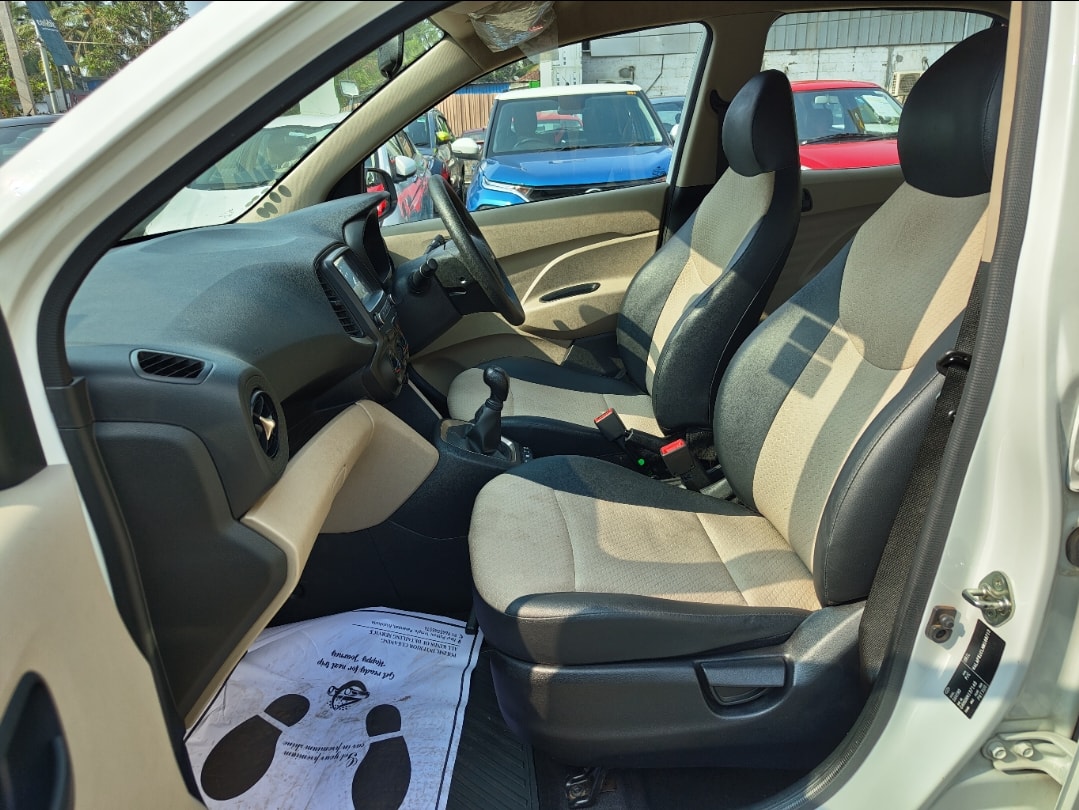 New Santro image 11 New Santro image 11