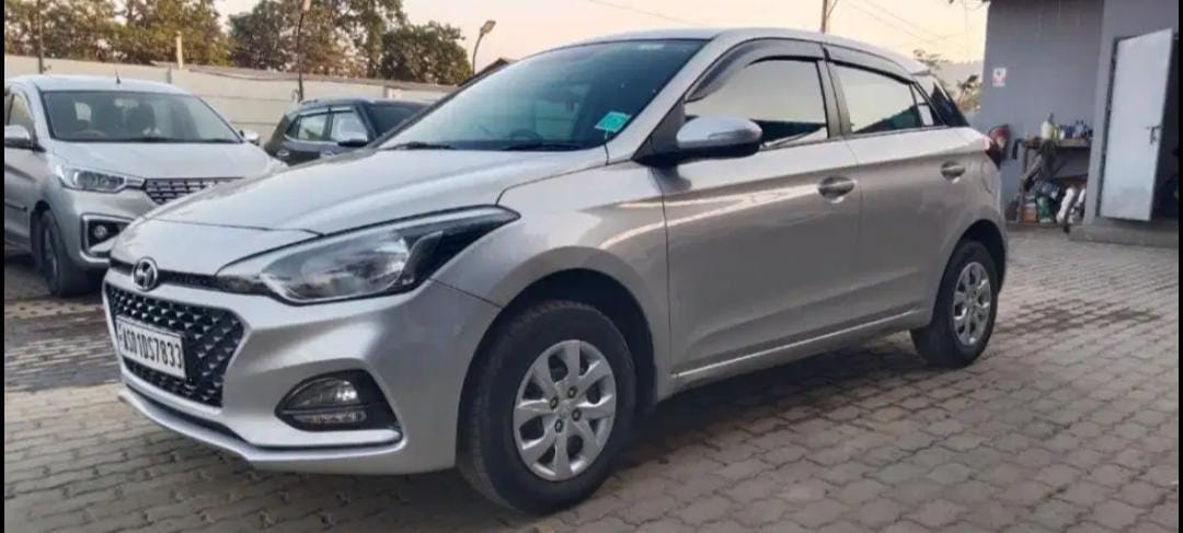 i20 Active image 1 i20 Active image 1