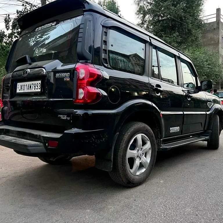 Scorpio image 4 Scorpio image 4