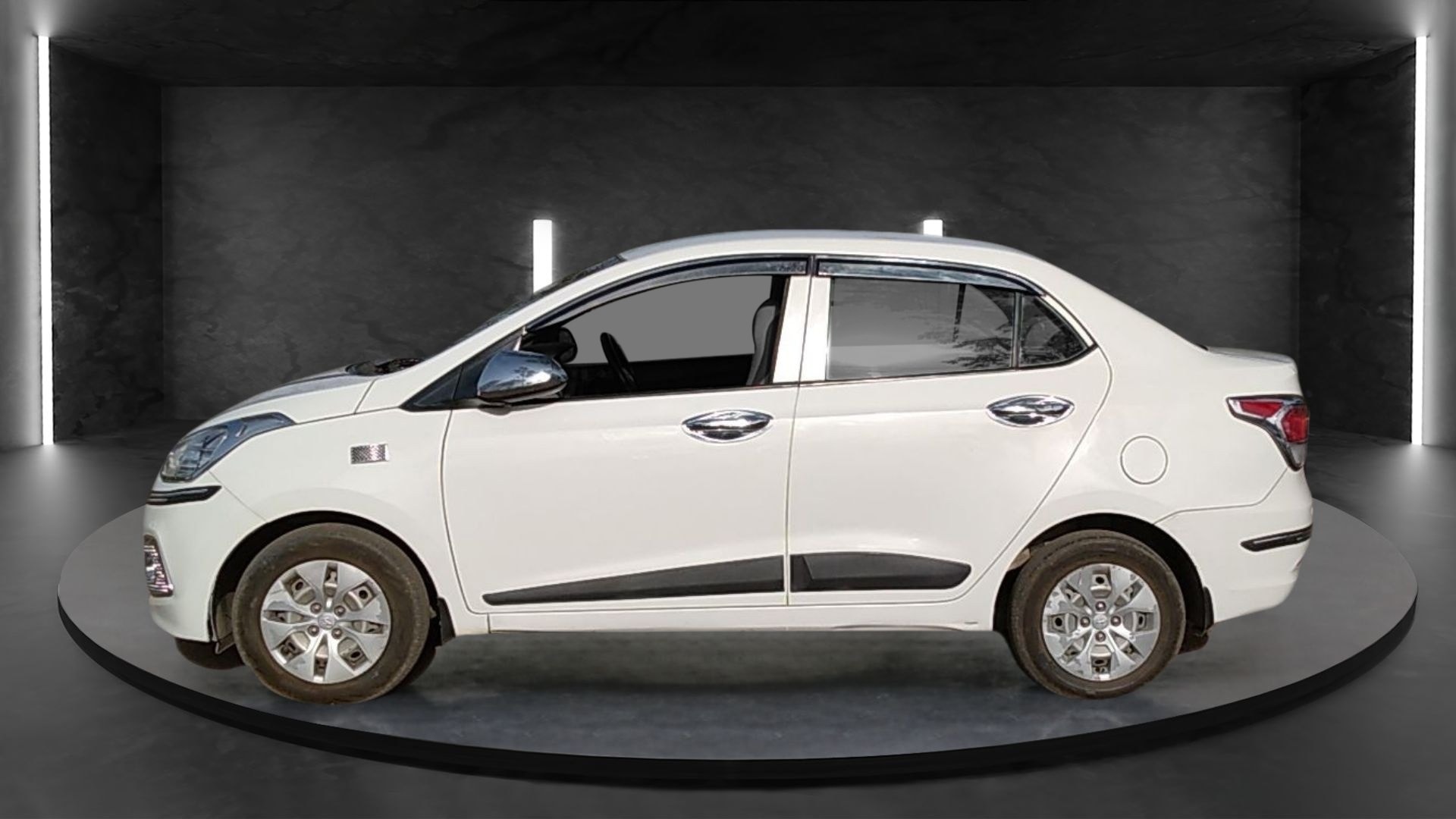 Xcent image 2 Xcent image 2