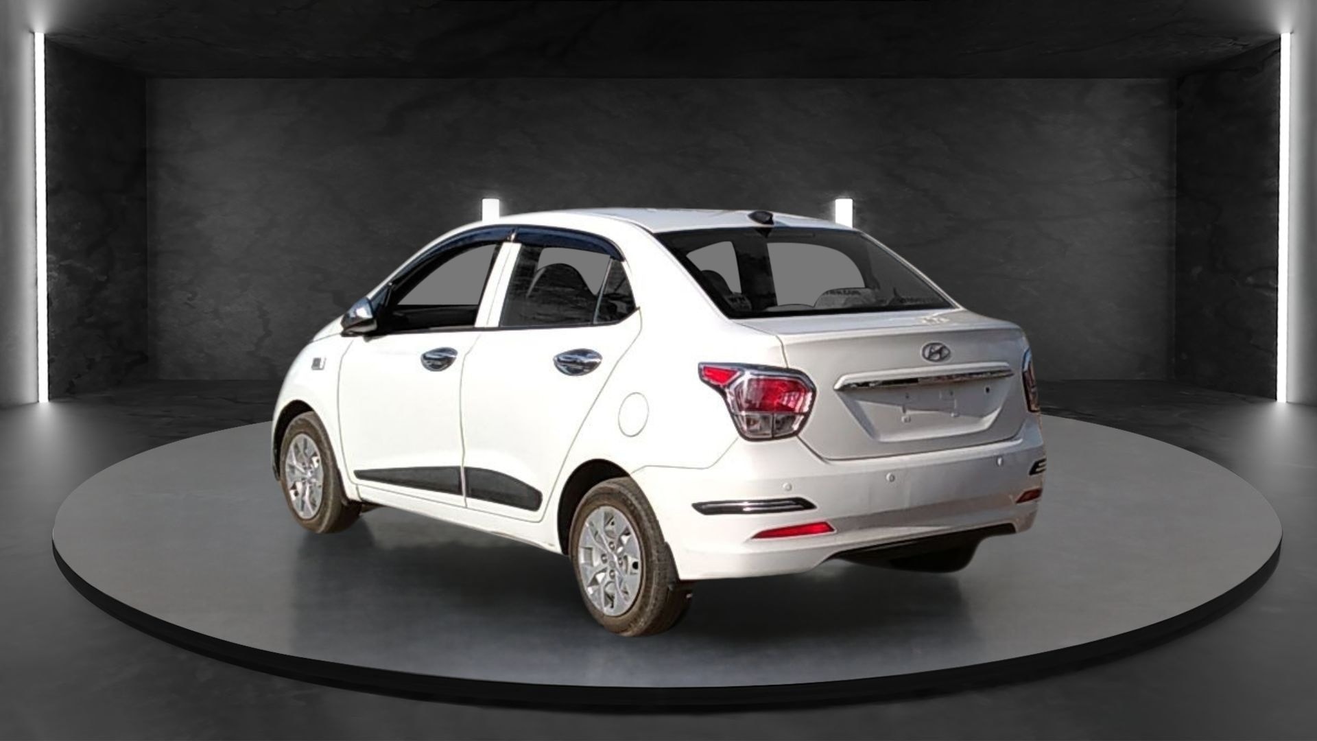 Xcent image 3 Xcent image 3