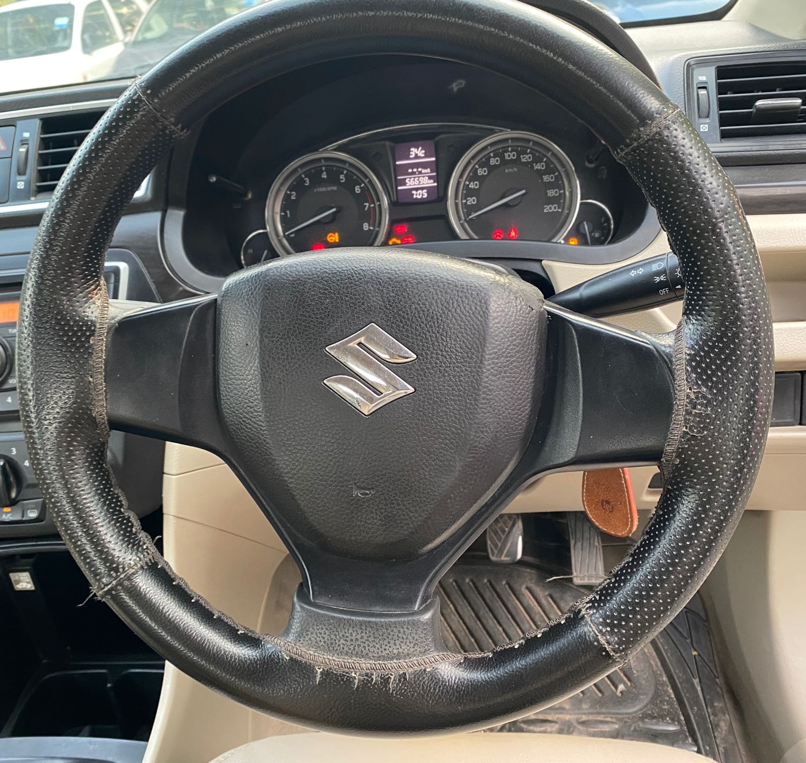 Ciaz image 16 Ciaz image 16