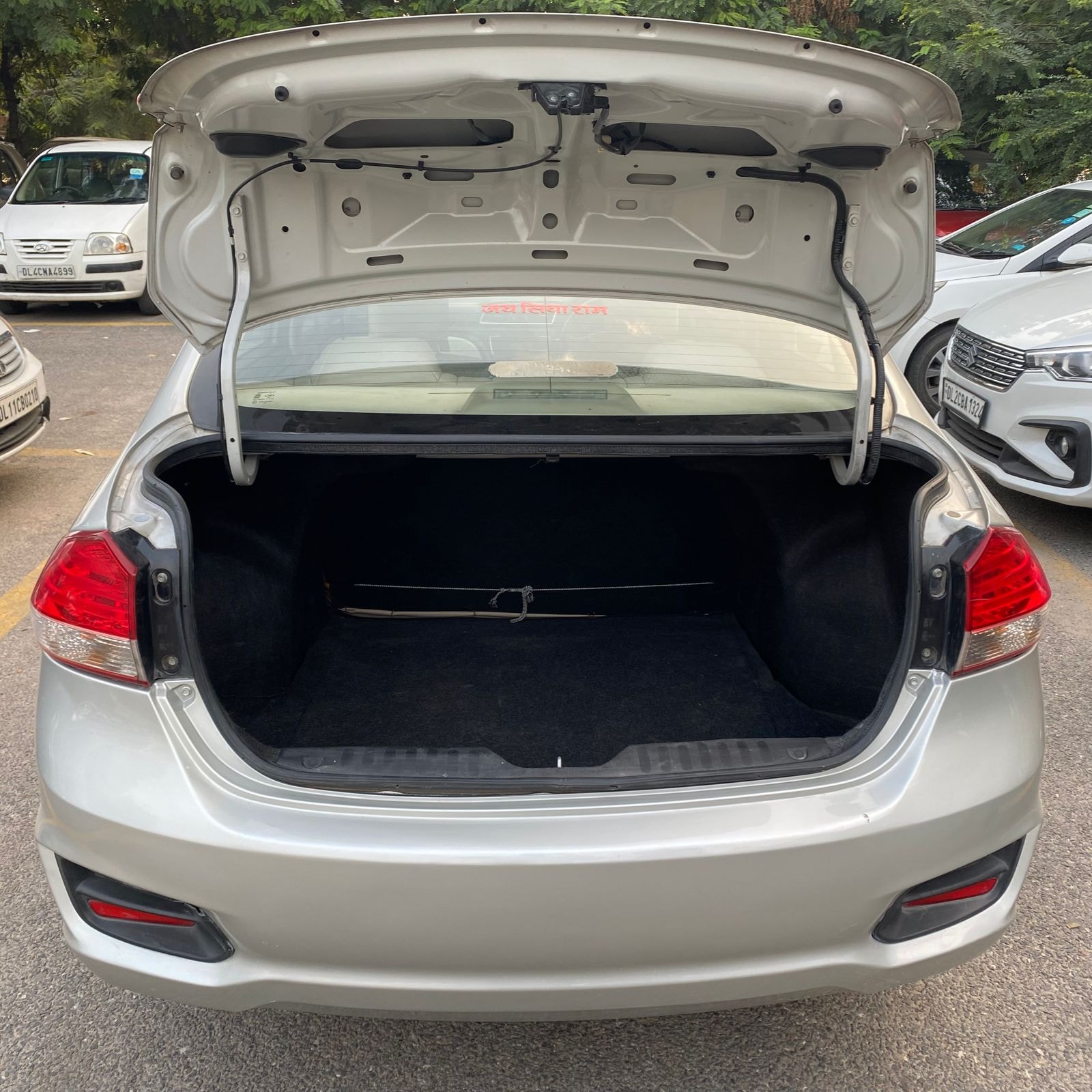 Ciaz image 9 Ciaz image 9