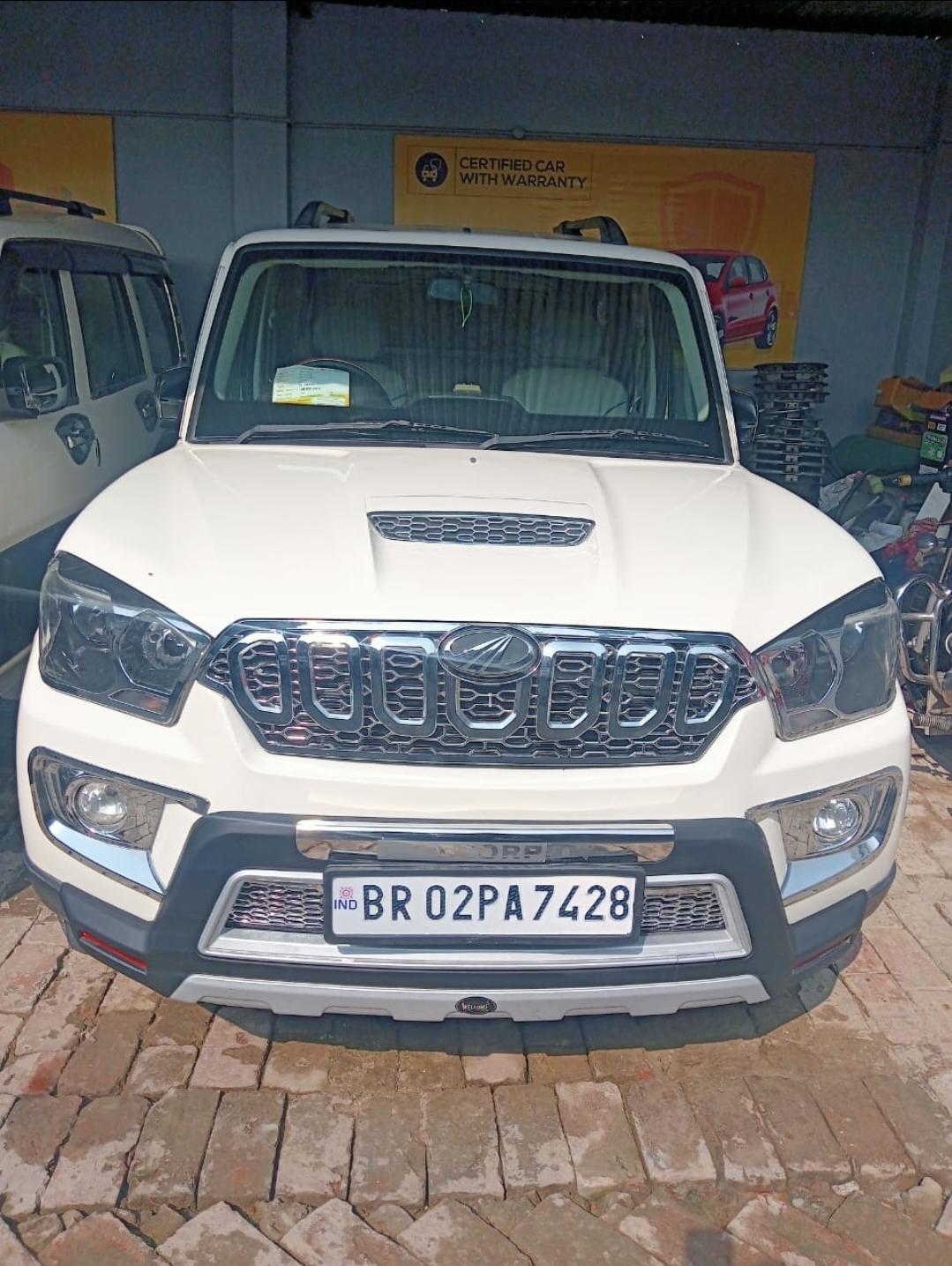 2018 Mahindra Scorpio S3 2WD BS IV